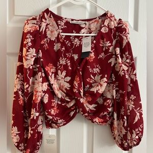 New W Tags Abercrombie Cropped Floral Red Blouse Size Small